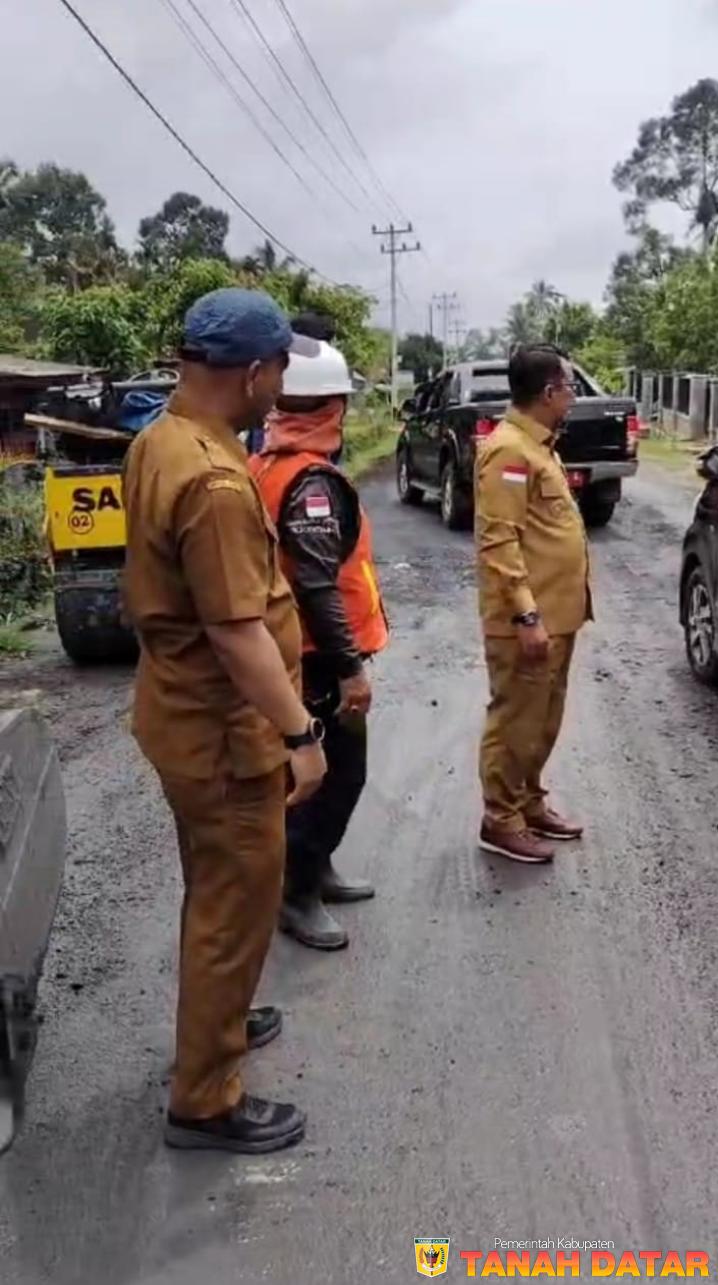 Read more about the article Eka Putra : Jalan Sepanjang 13.55 Km Dari Pasar Rabaa – Simpang Sikaladi Tahun Ini Diperbaiki