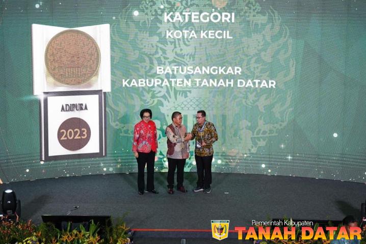 Read more about the article Membanggakan, Pemda Tanah Datar Raih Piala Adipura 2 Tahun Berturut-turut